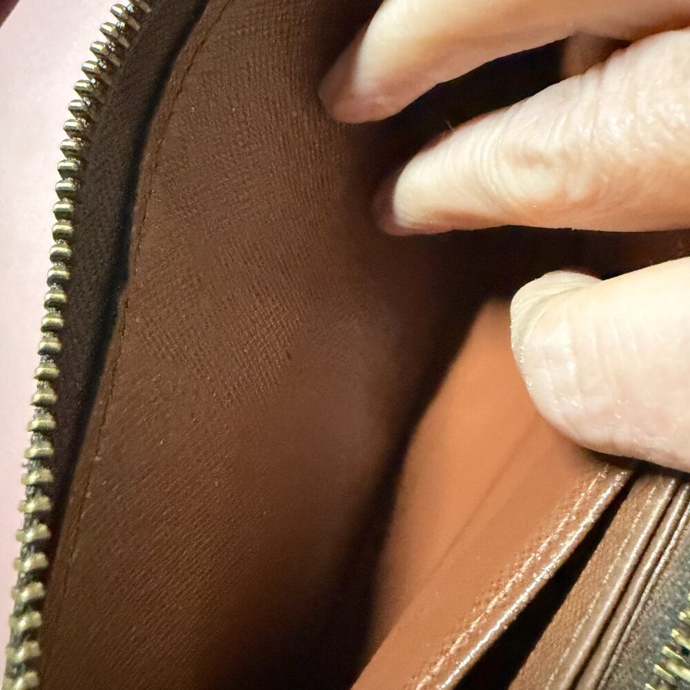 Louis Vuitton Monogram Zippy Wallet CA0029 - Picture 12 of 16